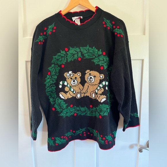 j.j. poodle Sweaters - Christmas bear wreath sweater vintage size large